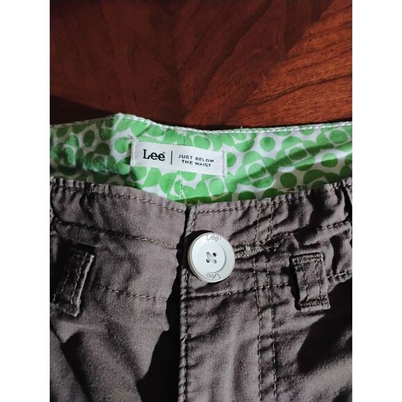 Cargo shorts by Lee - Size: 14 Medium (1139) - Picture 5 of 6